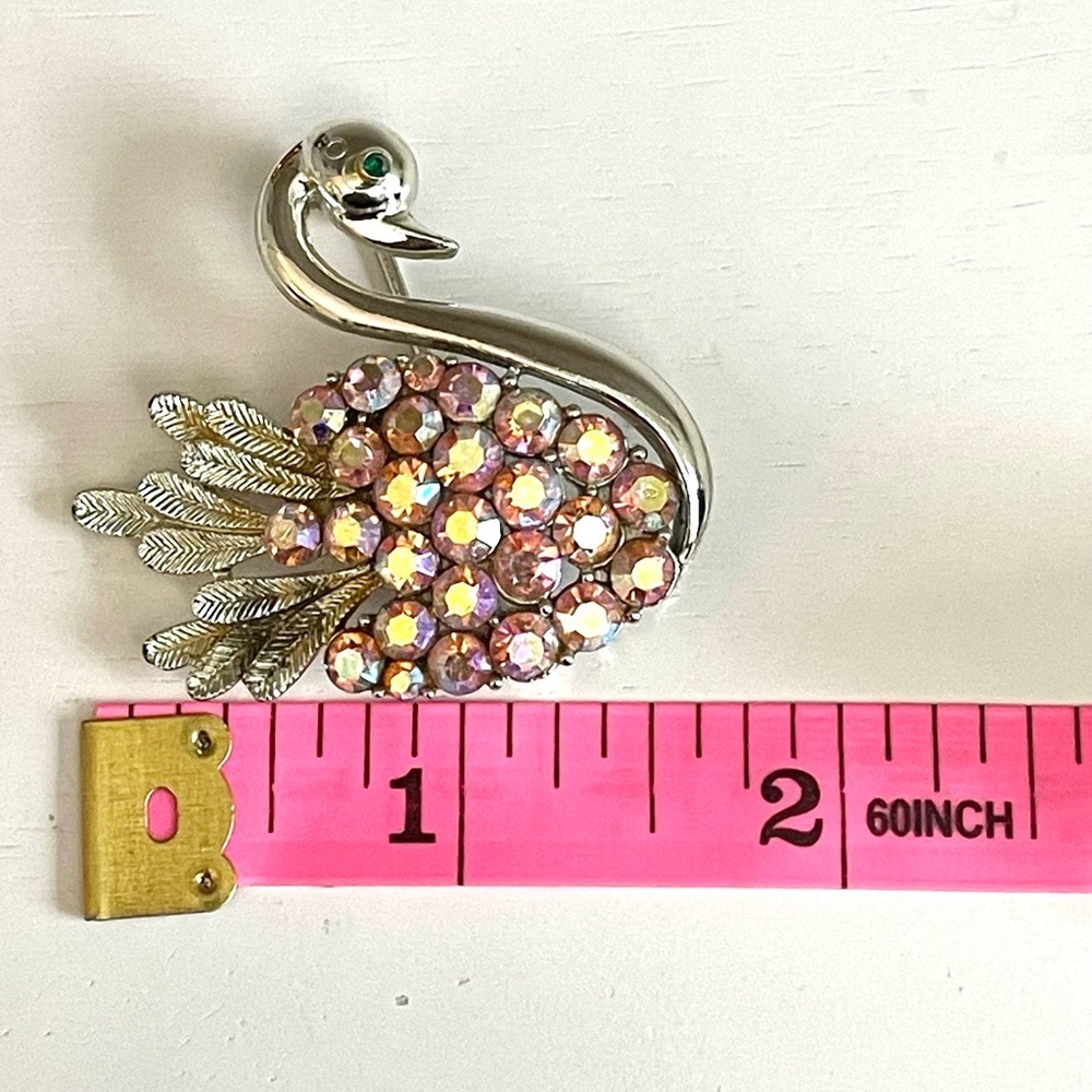 Coro Vintage Swan Rhinestone Brooch Pink Aurora Borealis (AB) Two Tone Retro Pin - Picture 9 of 10